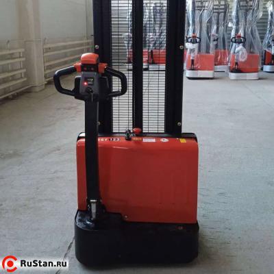 Самоходный Штабелер EST122 OXLIFT 3600 мм 1200 кг фото №2 Самоходный Штабелер EST122 OXLIFT 3600 мм 1200 кг фото №2
