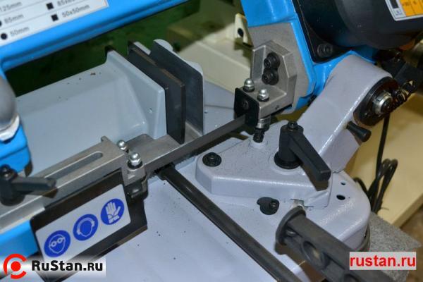 Переносной настольный ленточнопильный станок 349V JET - рабочая зона, компания "РуСтан" фото №6 JET J-349V фото №6