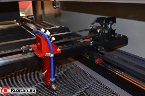 GM-1610 Лазерный станок фото №3 GM-1610 Лазерный станок фото №3