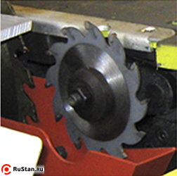 Пильный узел имеет подрезной диск для распила ЛДСП фото №4 Пильный узел имеет подрезной диск для распила ЛДСП фото №4