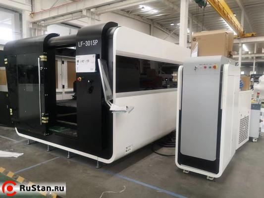 Станок лазерной резки металла с кабинетной защитой G-Weike LF3015P 3000вт IPG фото №6 LF3015P-3000 IPG фото №6
