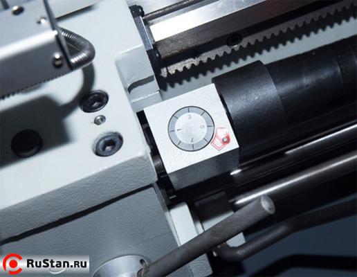 Для удобства нарезания резьбы станок оснащен 8-позиционным резьбоуказателем. фото №9 METAL MASTER X32100 фото №9