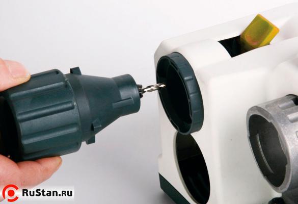 Сверло устанавливается с нужным вылетом и углом фото №3 Optimum GQ-D13 фото №3