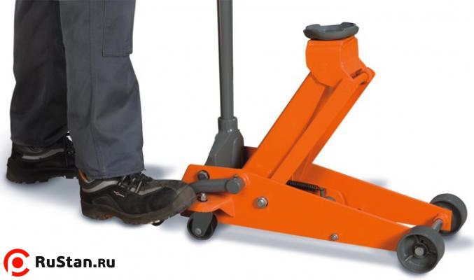 Функция БЫСТРЫЙ СТАРТ. Подъем до упорных точек автомобиля после однократного нажатия педали фото №3 Функция БЫСТРЫЙ СТАРТ фото №3