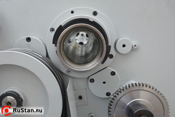 Внутренний диаметр шпинделя составляет 80 мм. фото №5 METAL MASTER Z56200 фото №5