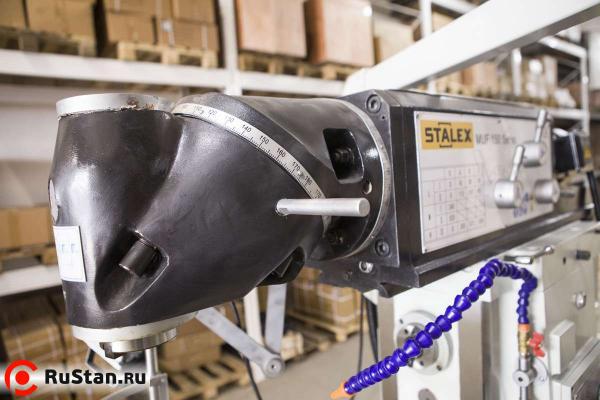 Широкоуниверсальный фрезерный станок STALEX MUF150 Servo фото №16 MUF150 Servo фото №16