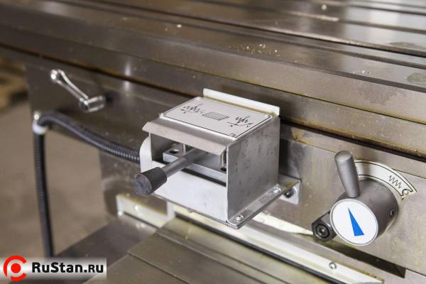 Широкоуниверсальный фрезерный станок STALEX MUF150 Servo фото №4 MUF150 Servo фото №4